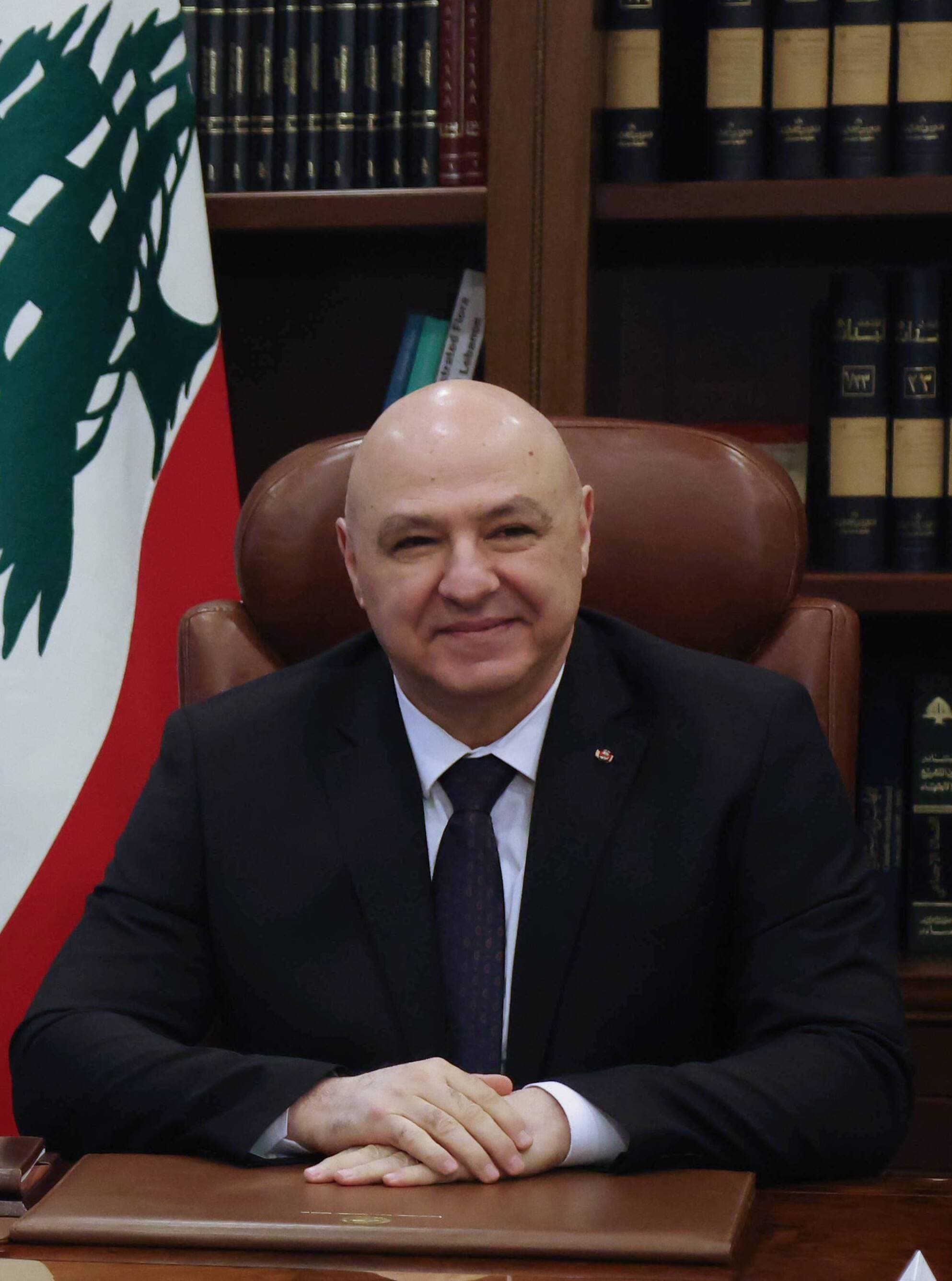 ترقية ضباط في المؤسسات الأمنية الجيش والقوى الأمنية