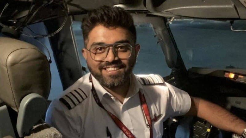 مودي يتواصل مع طيار هندي تعرض لهجوم على متن طائرة "فلاي دبي"