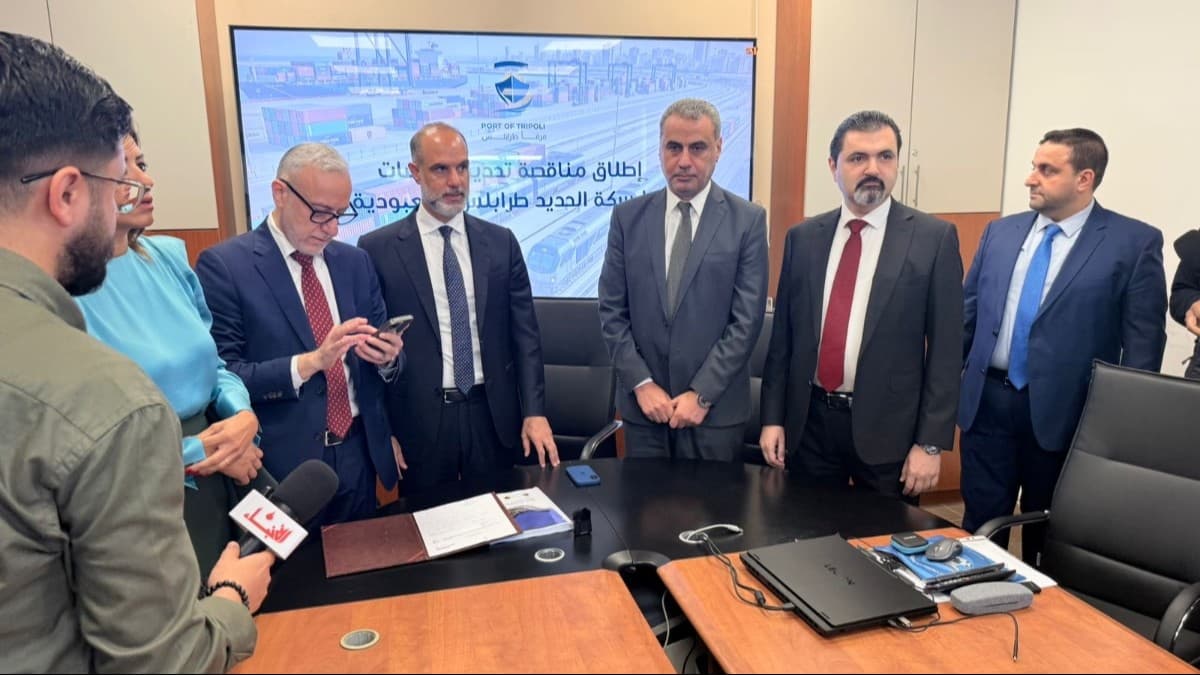 لبنان يطلق من طرابلس مشروع تحديث خط سكك الحديد إلى الحدود السورية