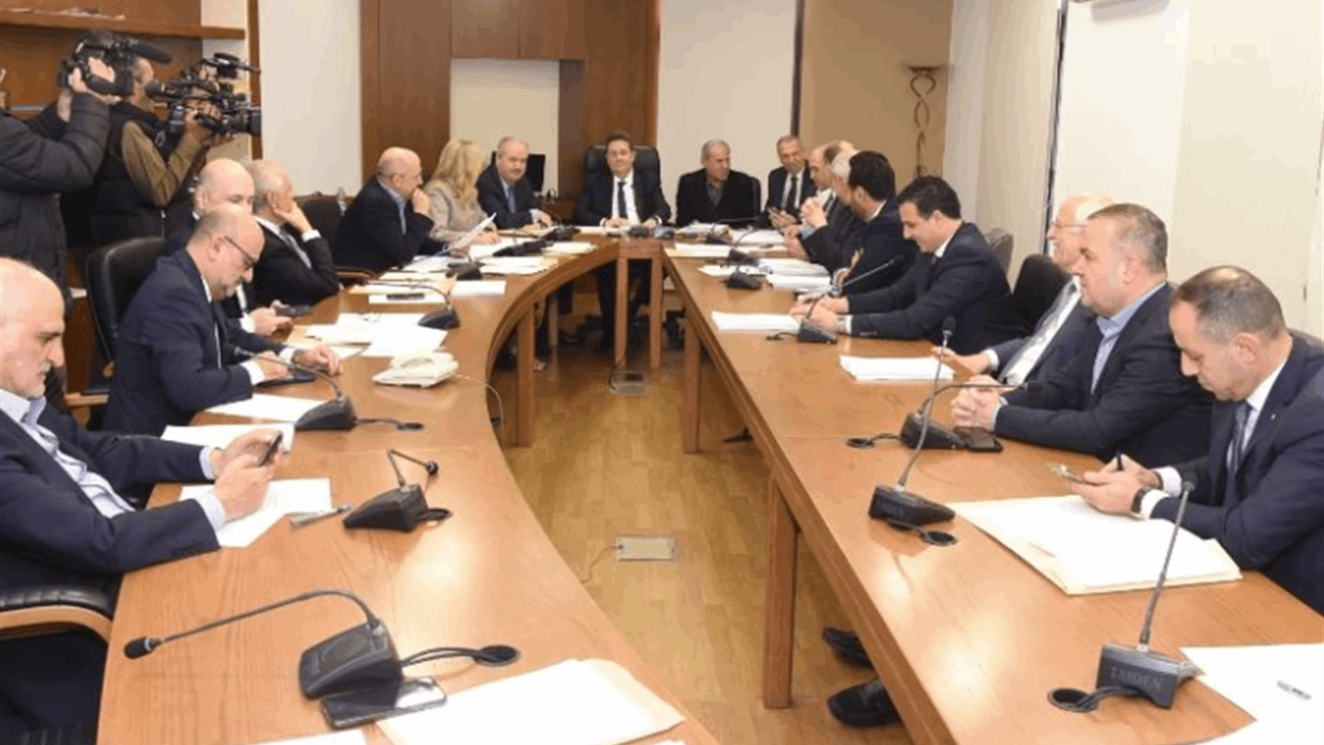 لجنة المال تقر موازنة وزارة الصحة العامة مع تعزيز الدعم للمستشفيات الحكومية