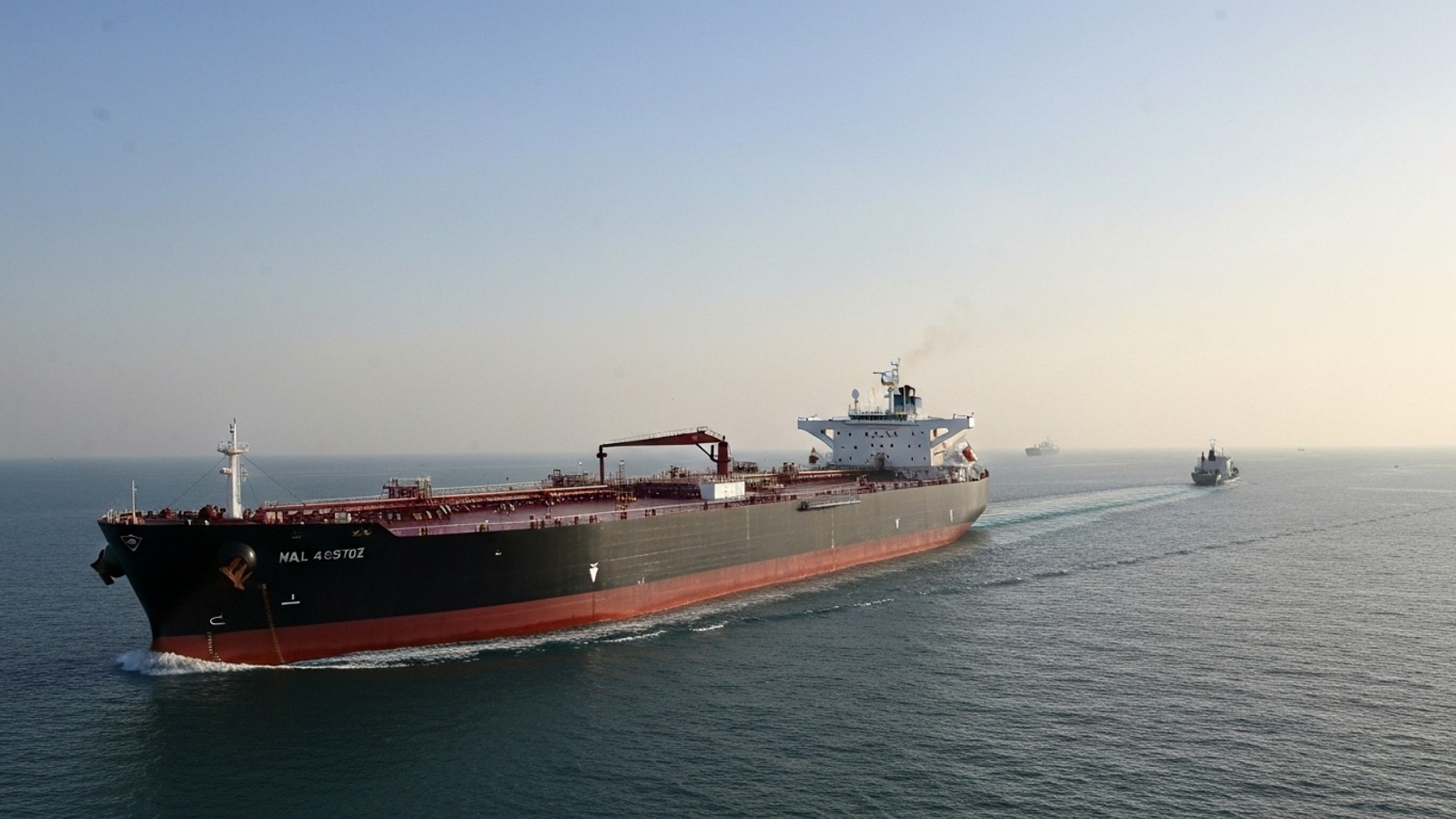 Global Oil Prices Tumble Following US-Iran Accord on Hormuz Security