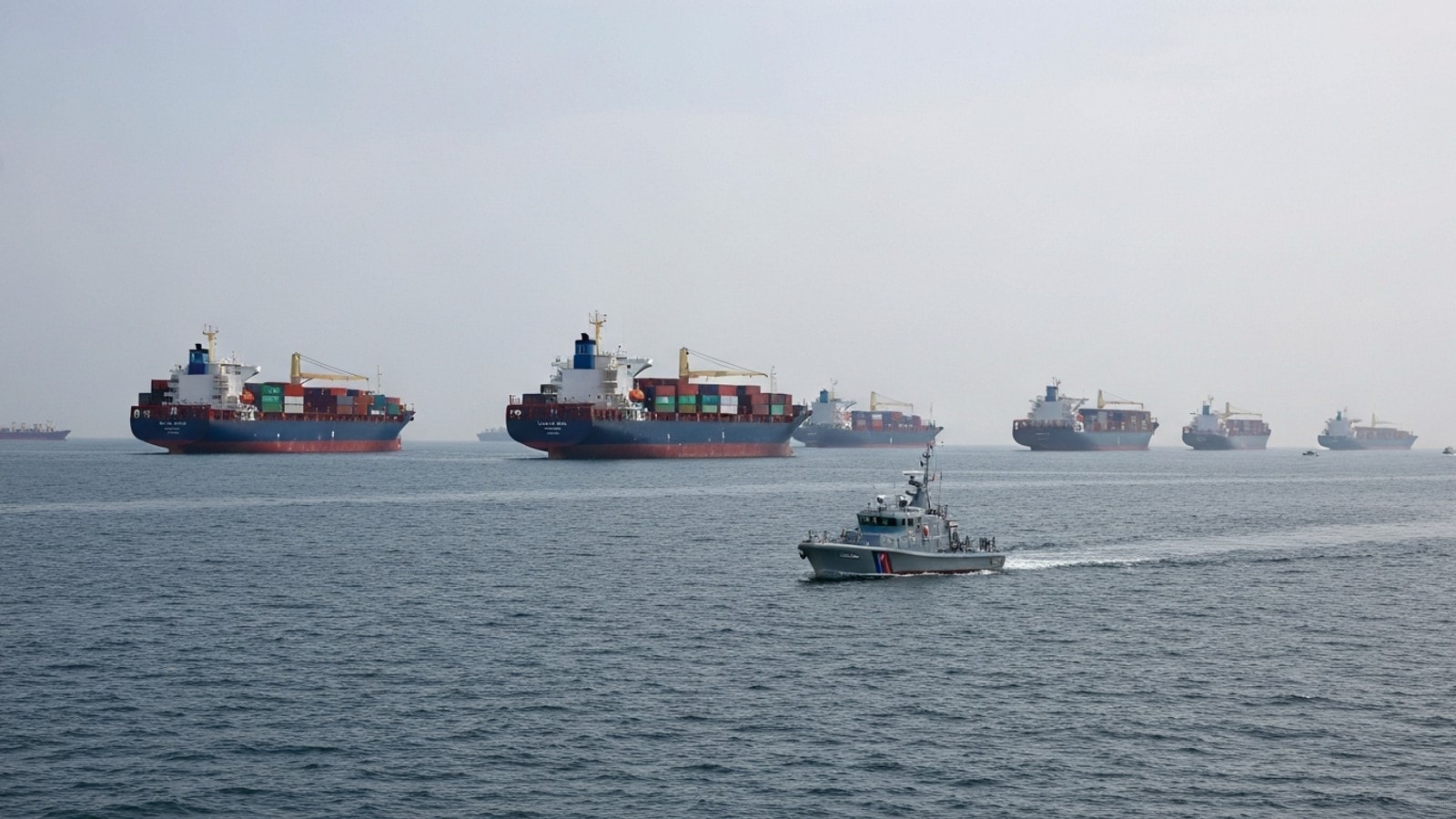 US and Iran Exchange Blows Over Strategic Hormuz Strait Amid Escalating Tensions