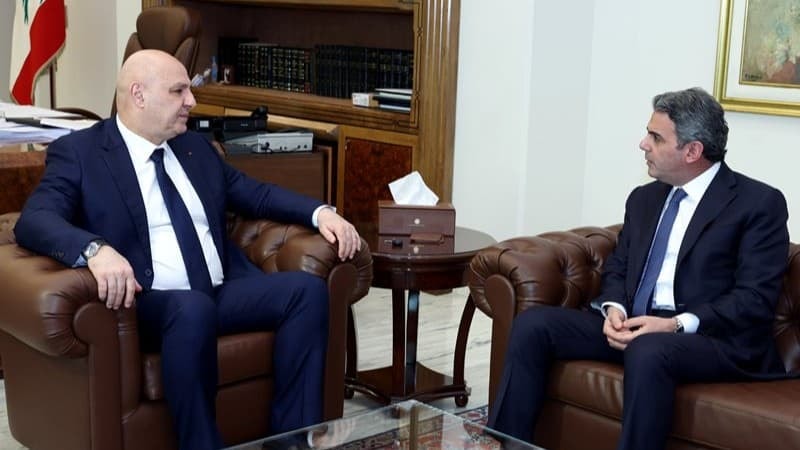 رئيس الجمهورية جوزاف عون مع الدكتور مازن سويد (وطنية)