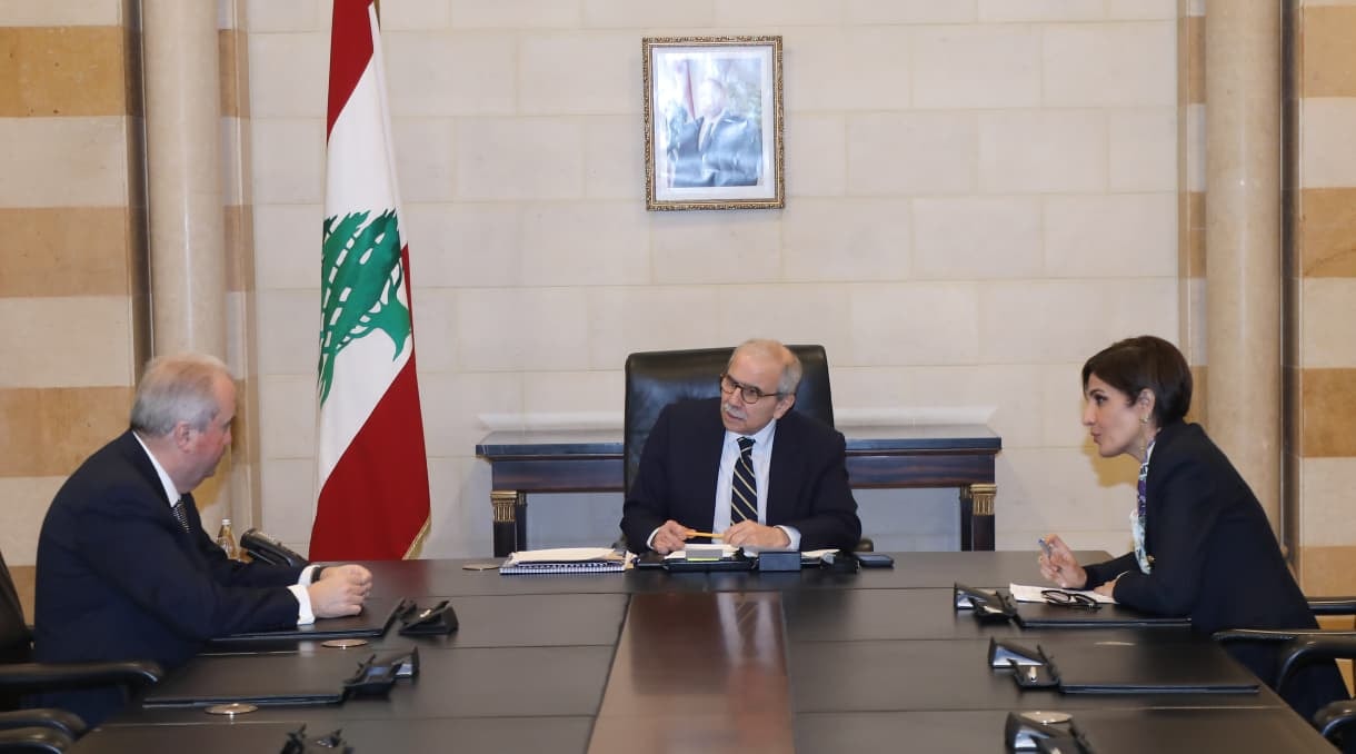 خلال إجتماع لرئيس الحكومة اللبناني في السراي (وطنية)
