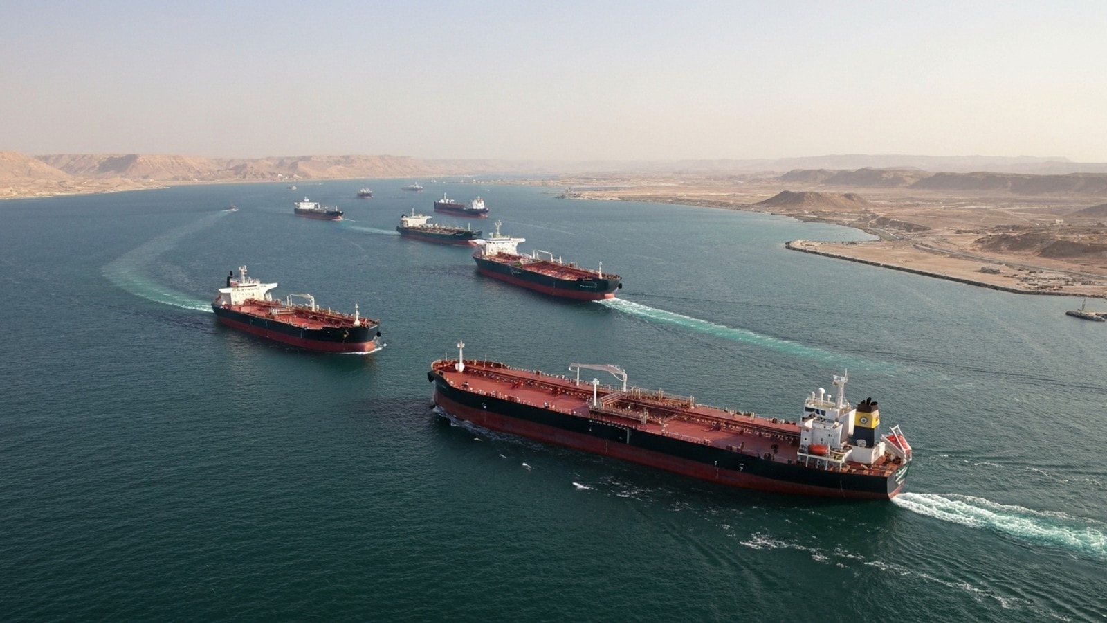 Oil Futures Dive as Hormuz Passage Reopens Following Regional Accord