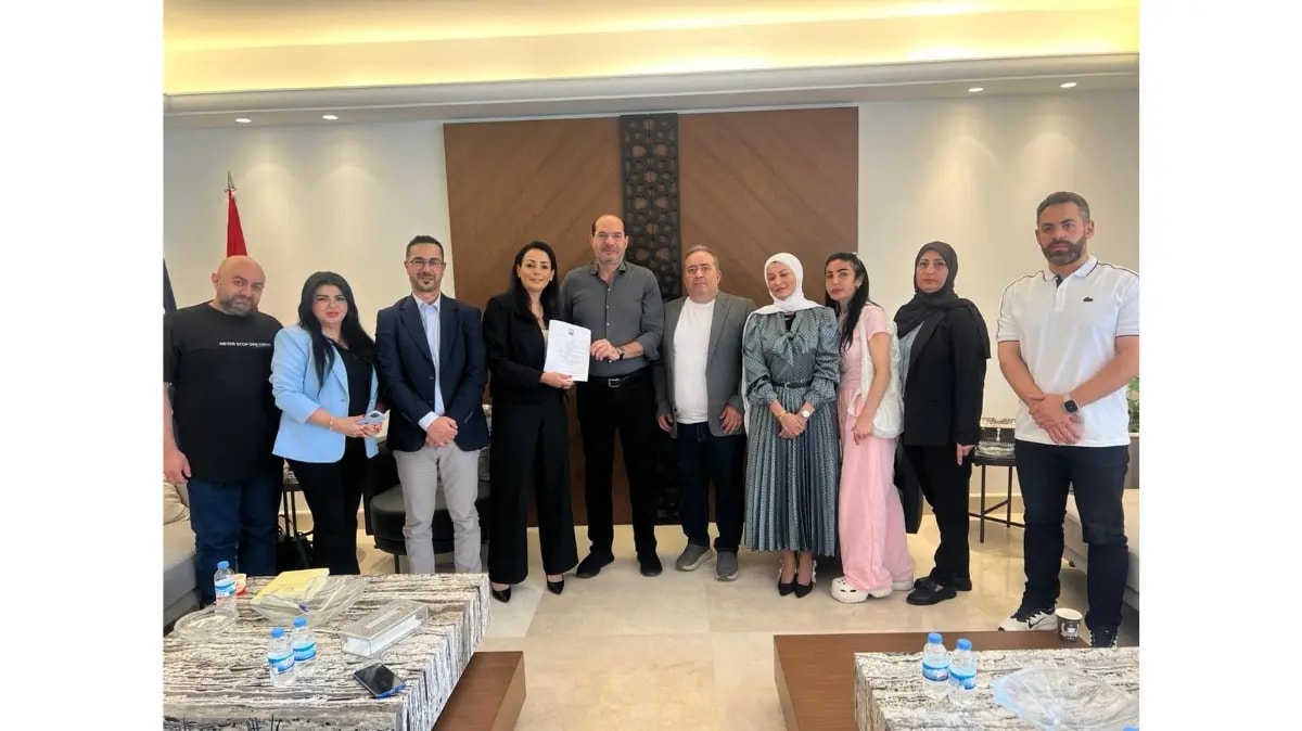 الطويل تزور رئيس اللجنة التربوية النيابية النائب حسن مراد برفقة وفد من اتحاد لجان الأهل في المدارس الخاصة