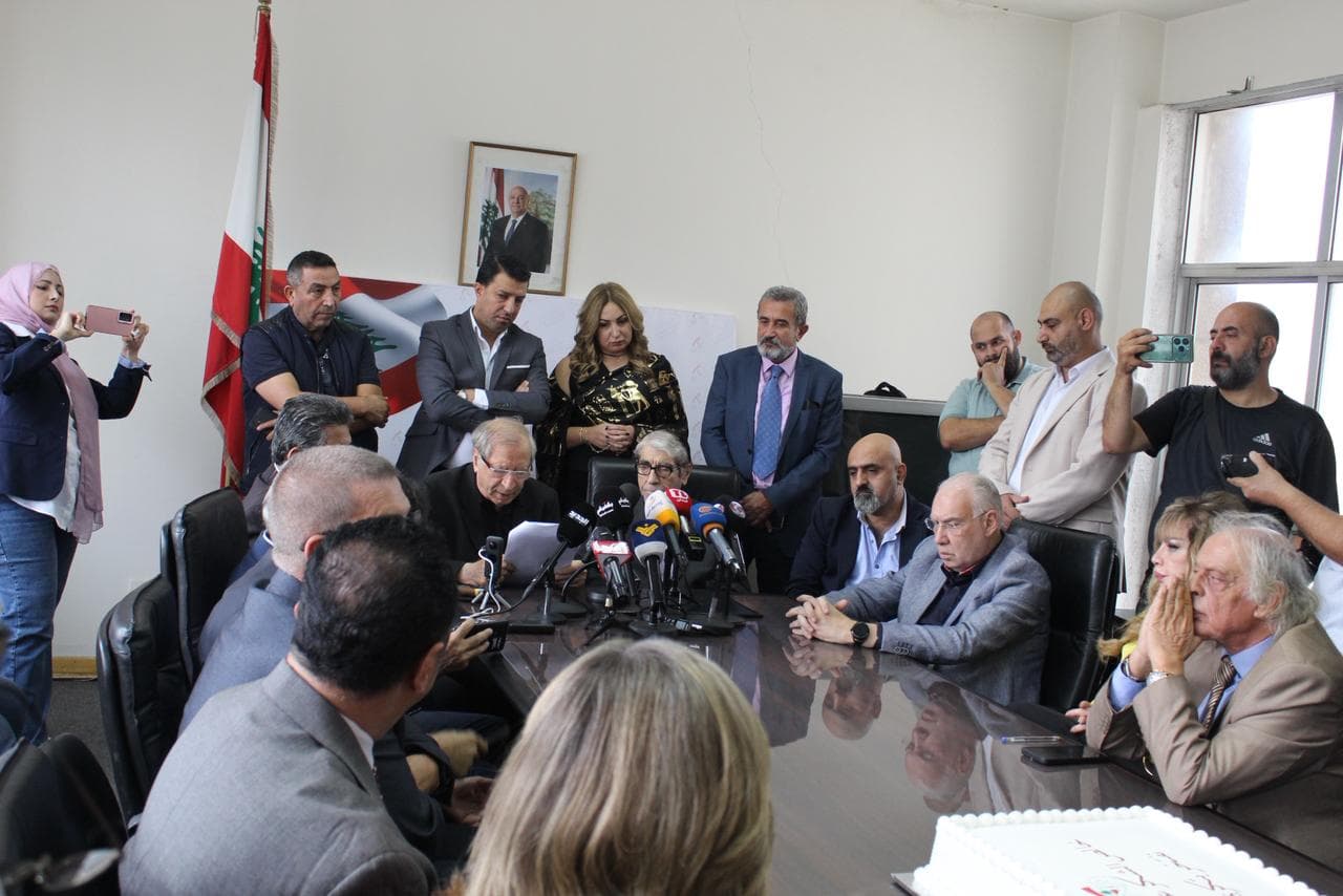 تكريم متأخّر لرمز الزمن الجميل صلاح تيزاني... أبو سليم يجسّد مأساة الفنانين