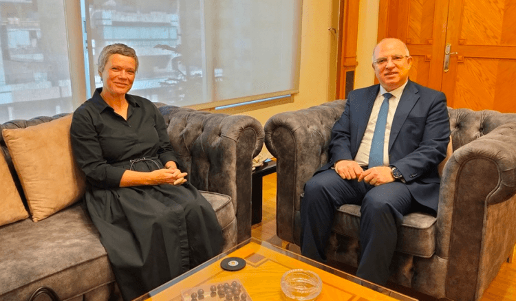 fc17d15cfbca45935714287b852a6c4d