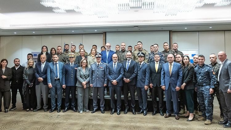 تخريج 392 ضابطًا وعاملًا بعد برنامج تدريبي مكثف لتعزيز السلامة البحرية