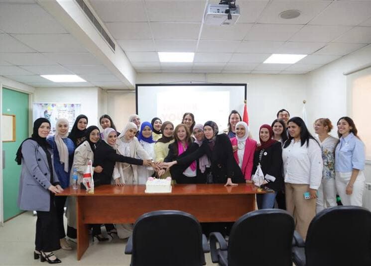 أطباء بلا حدود تختتم مشروعًا لتمكين القابلات في مستشفى أورانج ناسو بطرابلس