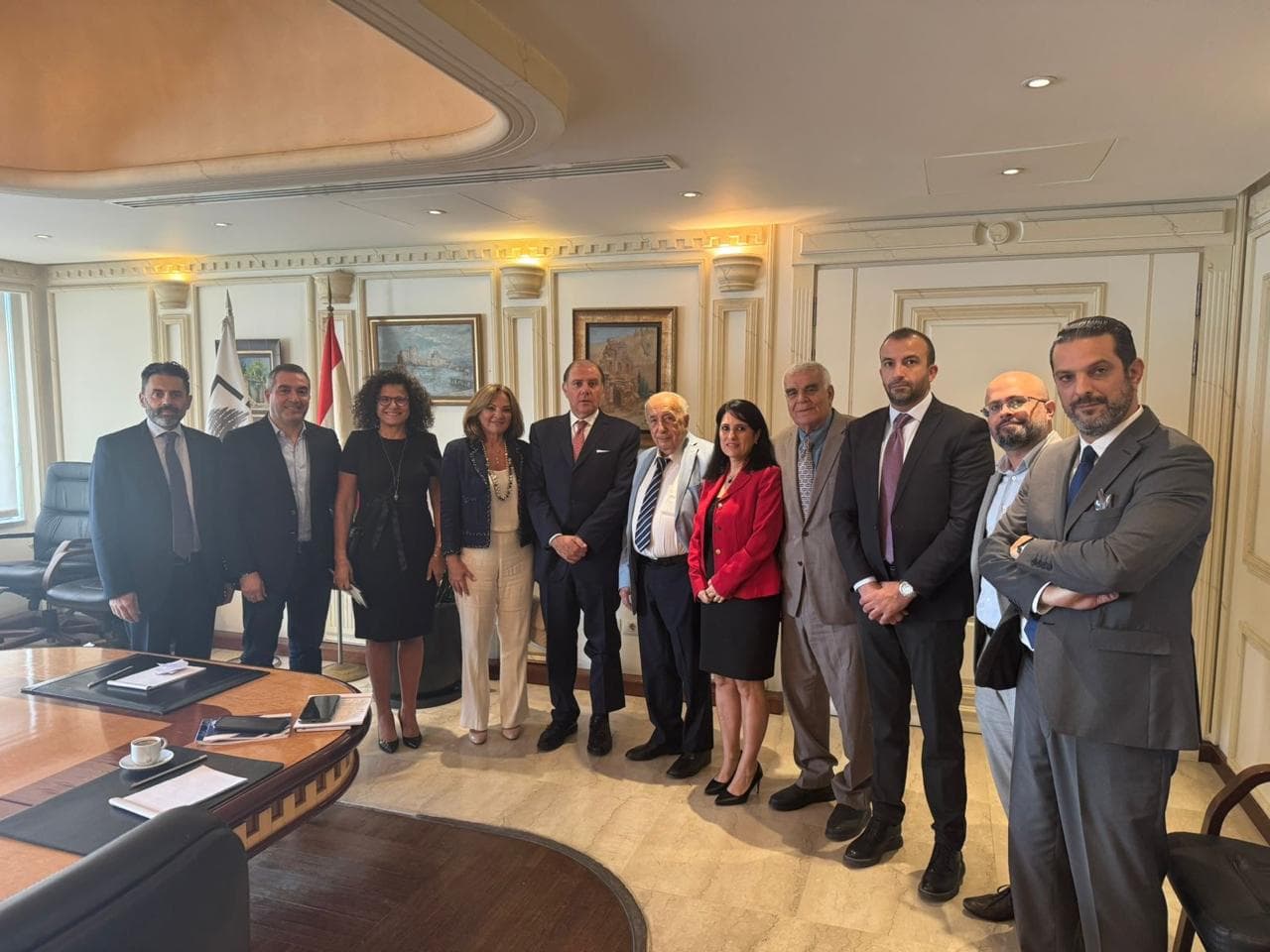 حاكم المصرف المركزي خلال لقاء جمعية الإعلاميين الاقتصاديين: موقف موحّد والتزام كامل بسداد ودائع المودعين