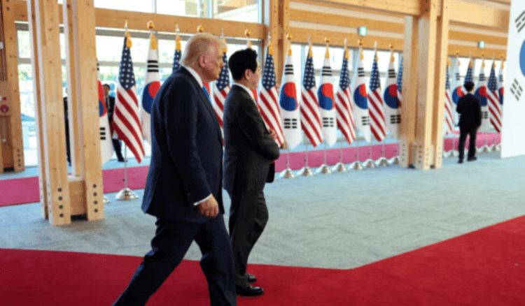ترامب يعلن التوصّل إلى اتفاق تجاري مع كوريا الجنوبية
