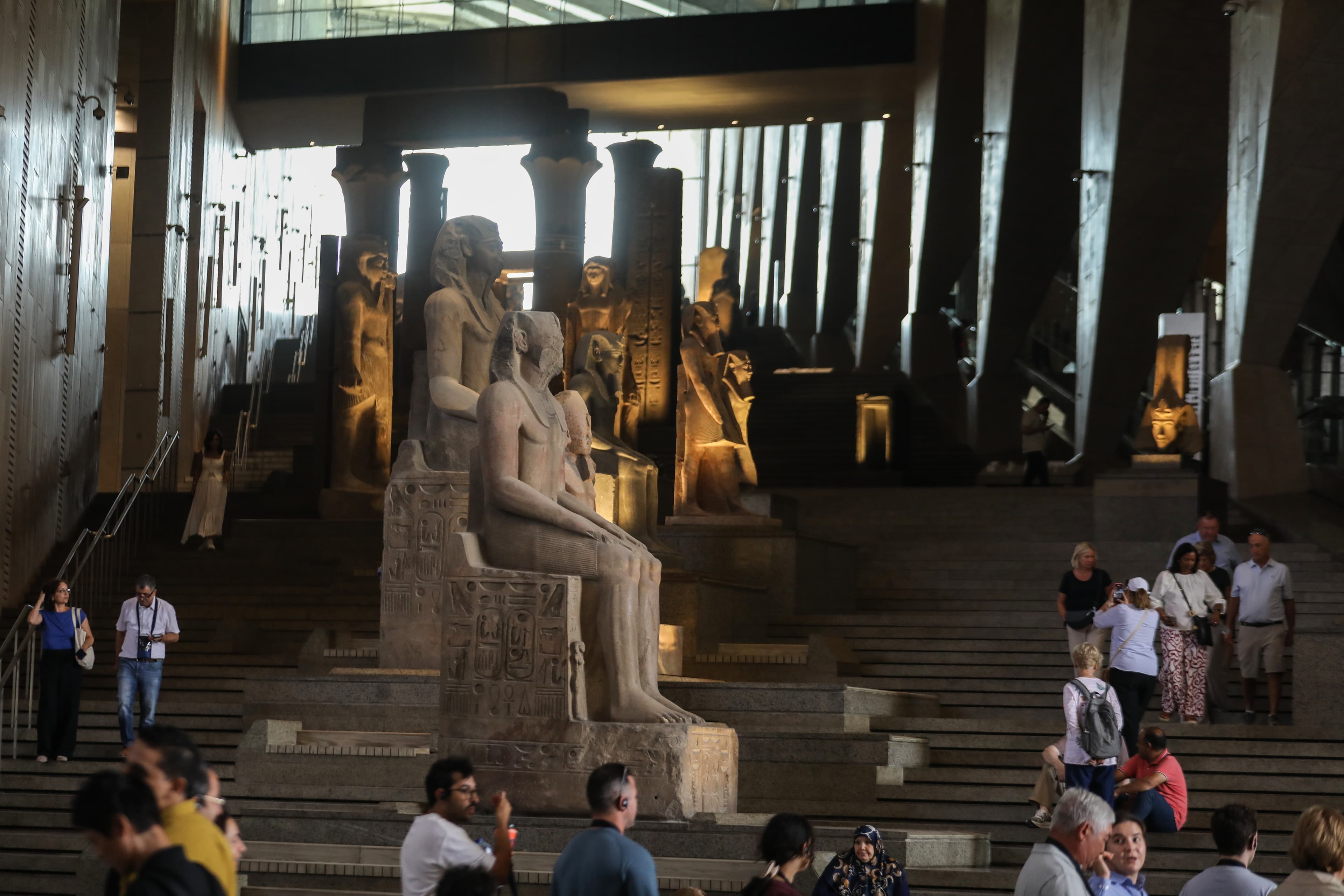 بعد تحضير دام 20 عاماً... مصر تفتتح المتحف المصري الكبير قرب الجيزة