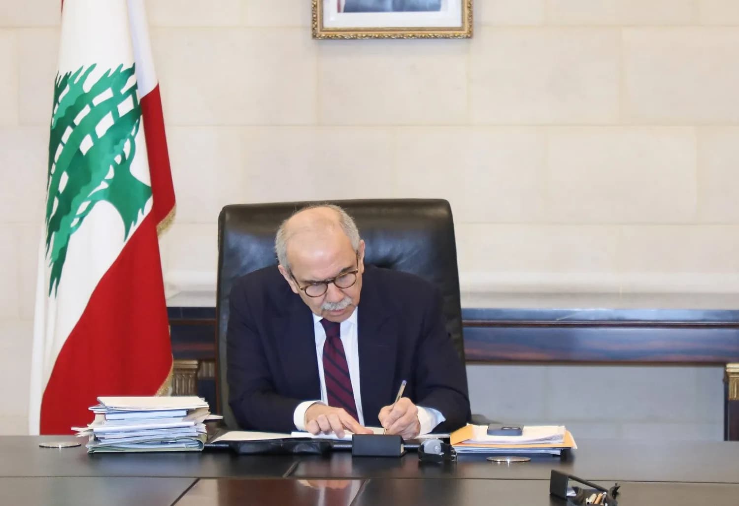 رئيس الحكومة اللبناني يستقبل الوفد السعودي لمناقشة استئناف الصادرات اللبنانية إلى المملكة