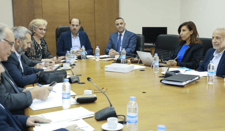 تعيينات المعلمين وصندوق التعويضات محور جلسة لجنة التربية