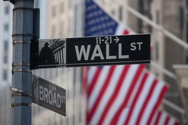 إنفاق قياسي على الذكاء الاصطناعي يهدد وول ستريت