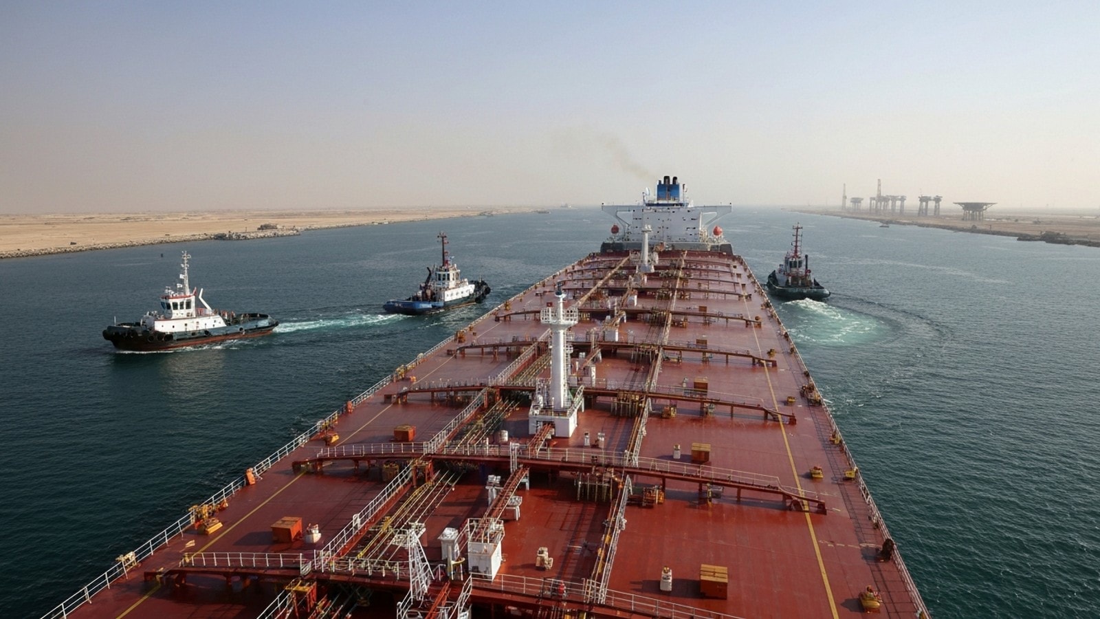 Kuwait's Naphtha Tender Signals Renewed Confidence in Hormuz Shipping Lanes