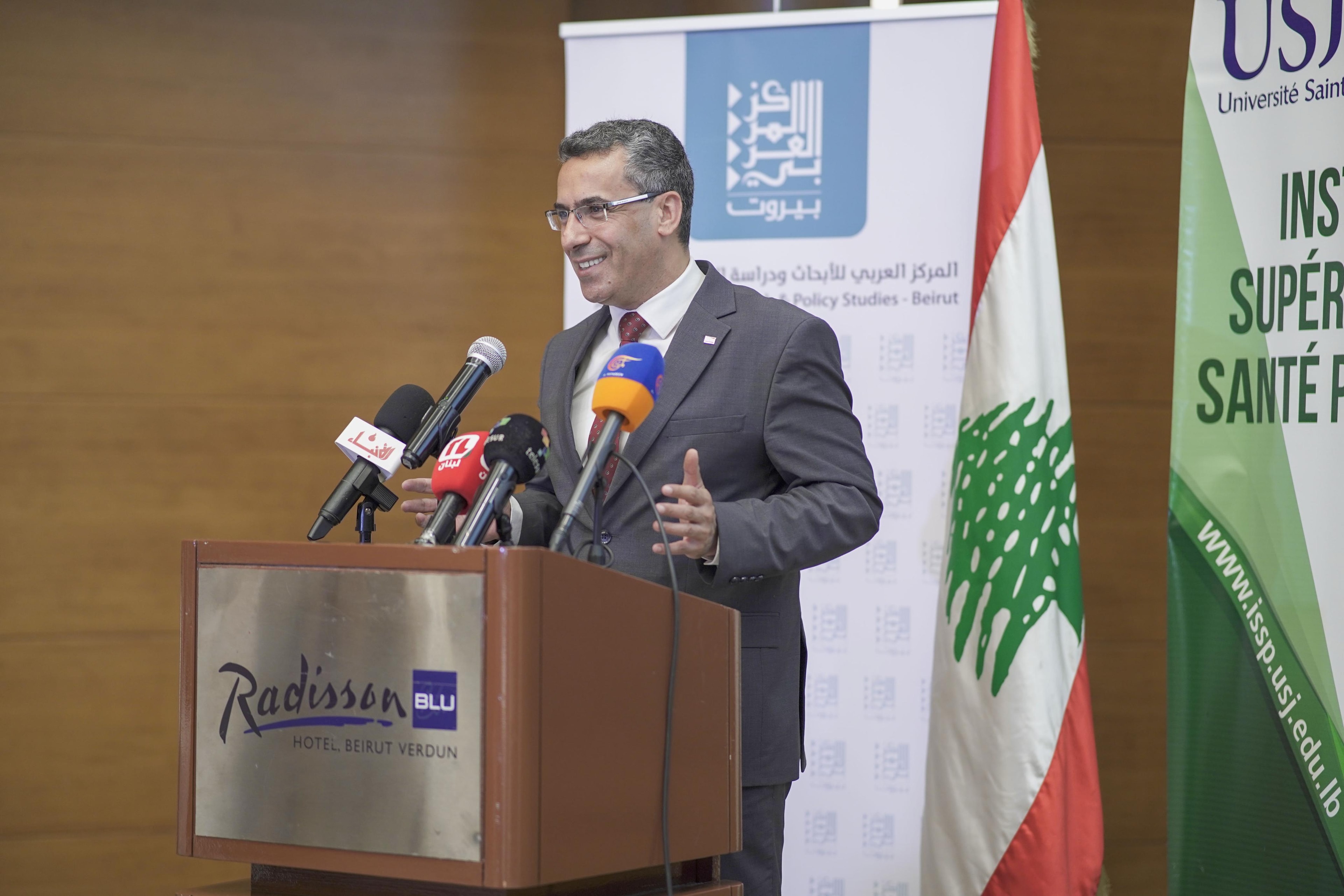 جلسة حوارية نظمها المركز العربي للأبحاث ودراسة السياسات في بيروت بالتعاون مع المعهد العالي للصحة العامة في جامعة القديس يوسف حول أضرار واسعة طالت الزراعة والبيئة في لبنان جراء الحرب