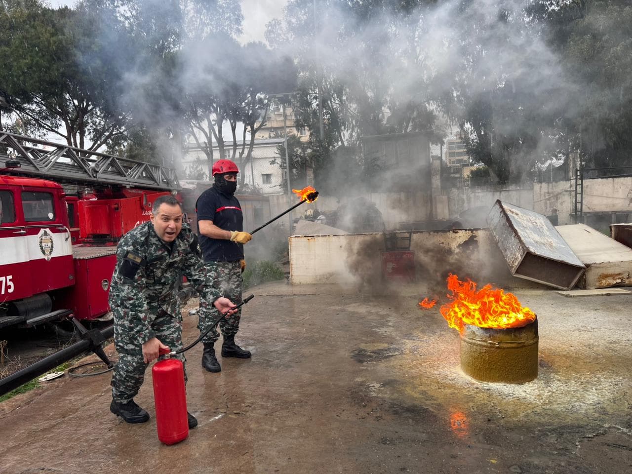 الشراكة بين الإعلام وفوج الإطفاء نموذج للتعاون المجتمعي في الطوارئ